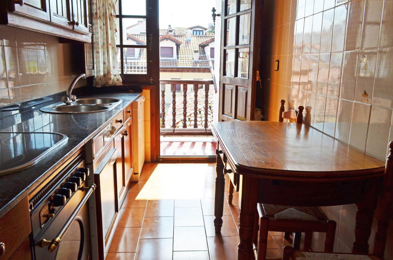 Apartamento El Corro: Con Parking En Pleno Centro De Comillas Εξωτερικό φωτογραφία