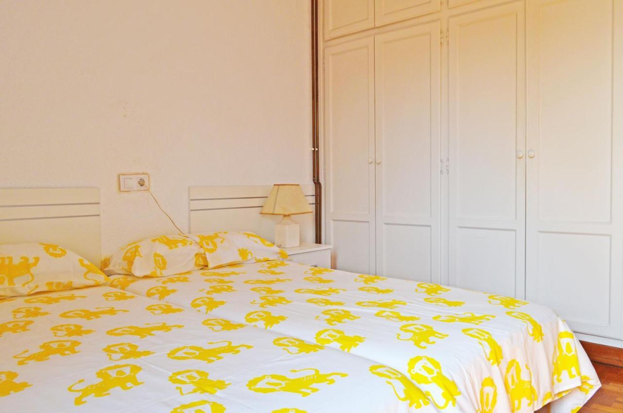 Apartamento El Corro: Con Parking En Pleno Centro De Comillas Εξωτερικό φωτογραφία