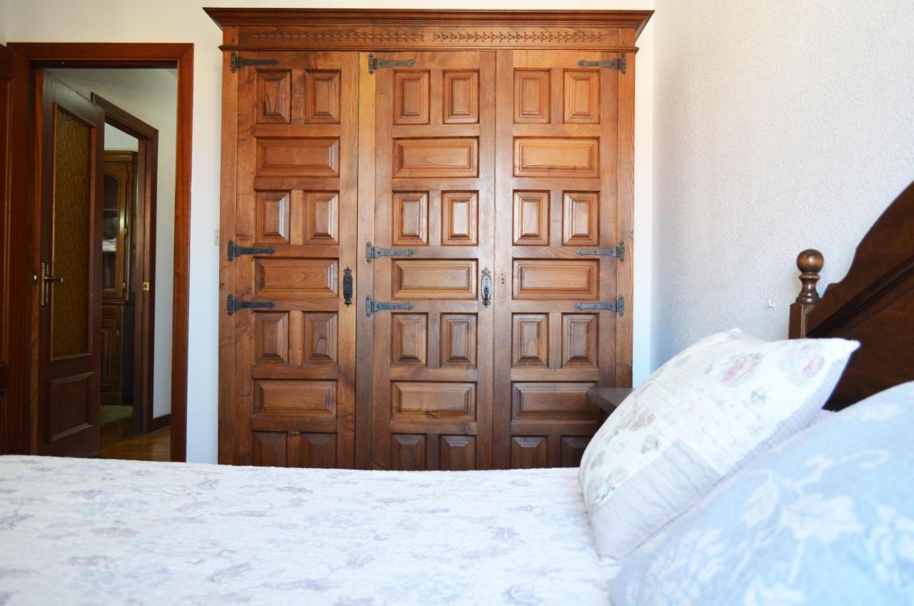 Apartamento El Corro: Con Parking En Pleno Centro De Comillas Εξωτερικό φωτογραφία