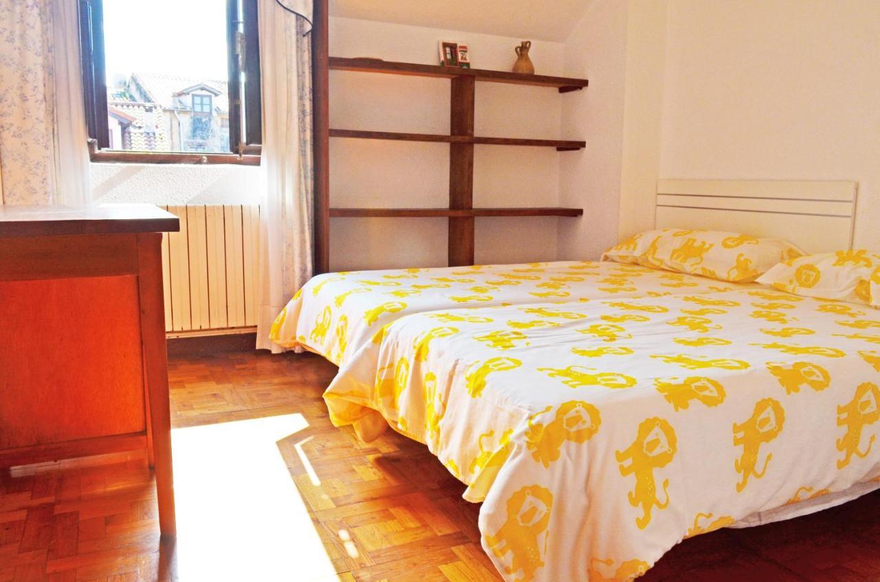 Apartamento El Corro: Con Parking En Pleno Centro De Comillas Εξωτερικό φωτογραφία
