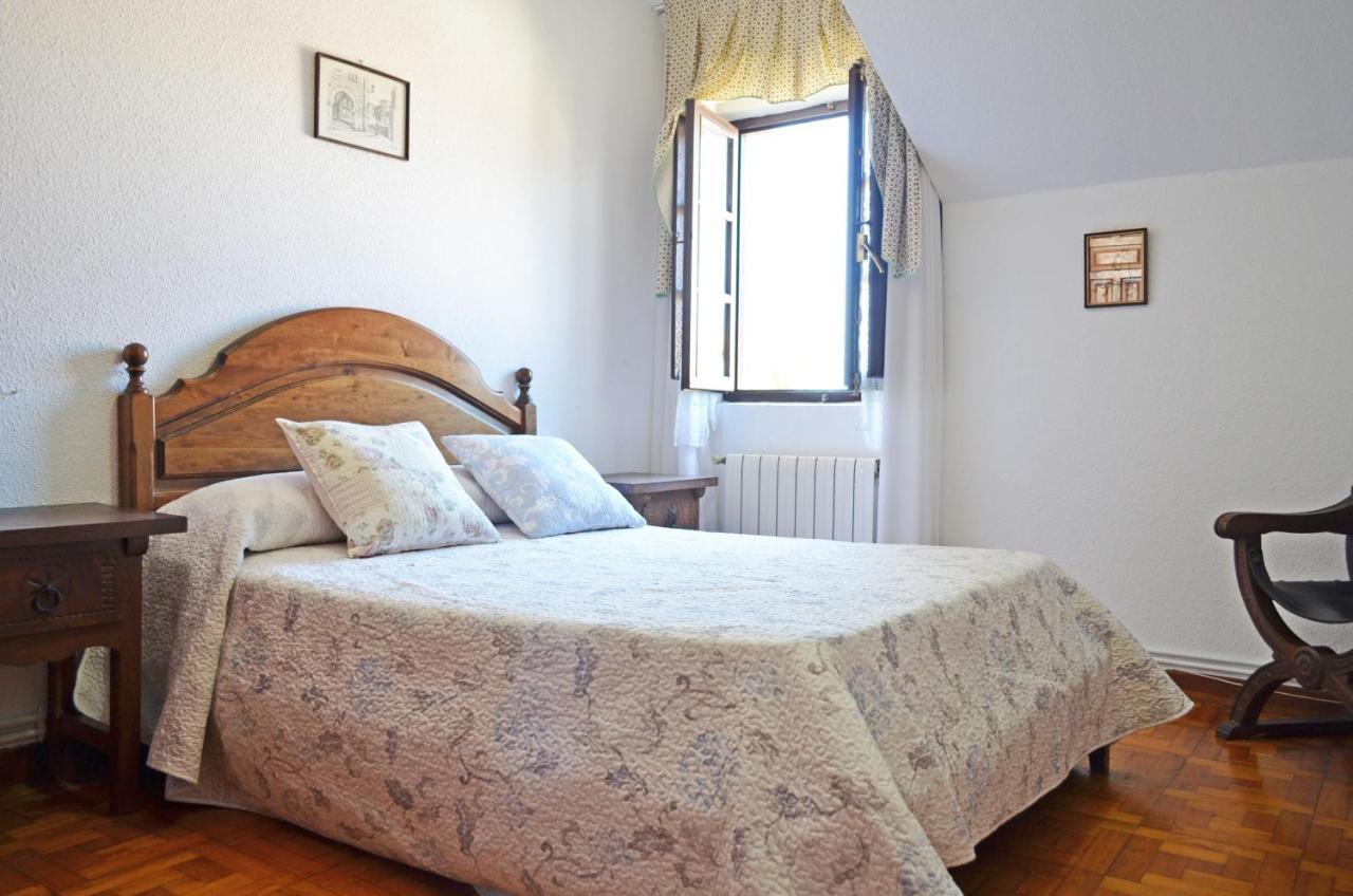Apartamento El Corro: Con Parking En Pleno Centro De Comillas Εξωτερικό φωτογραφία